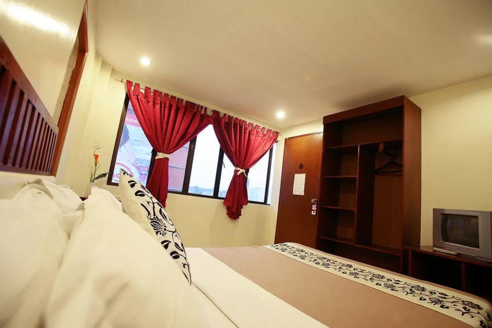 Nagaland Hotel Екстер'єр фото