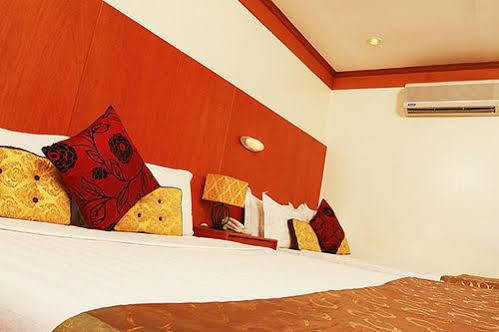 Nagaland Hotel Екстер'єр фото