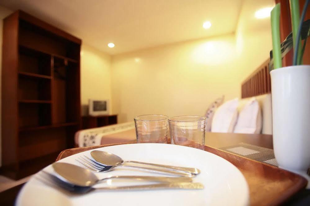 Nagaland Hotel Екстер'єр фото